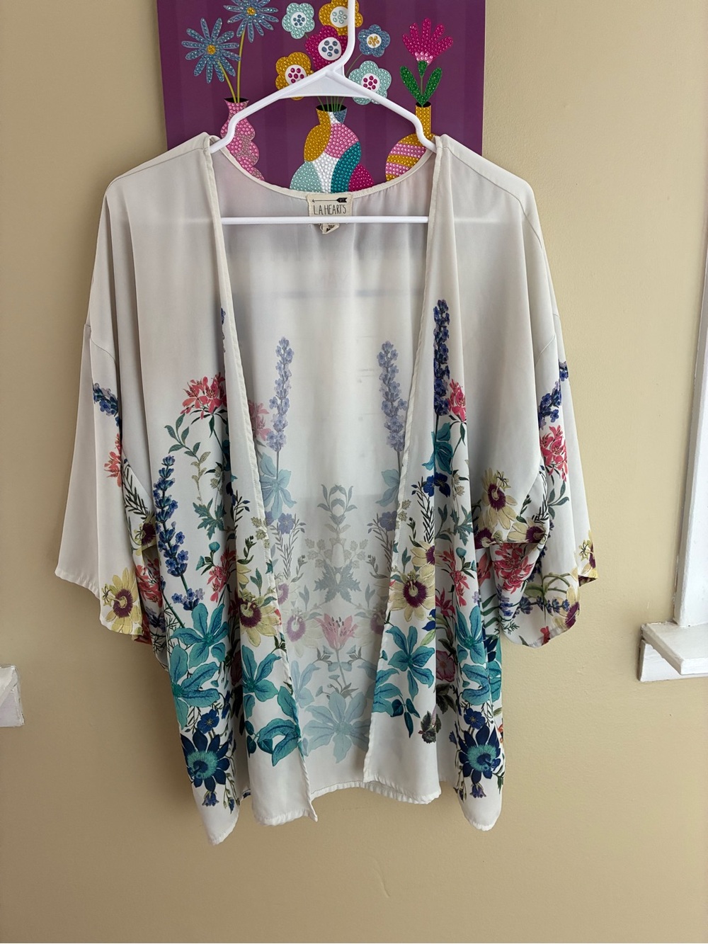La Hearts Cream Floral Open-Front Kimono
